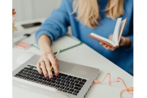 Rotina semanal de organização digital